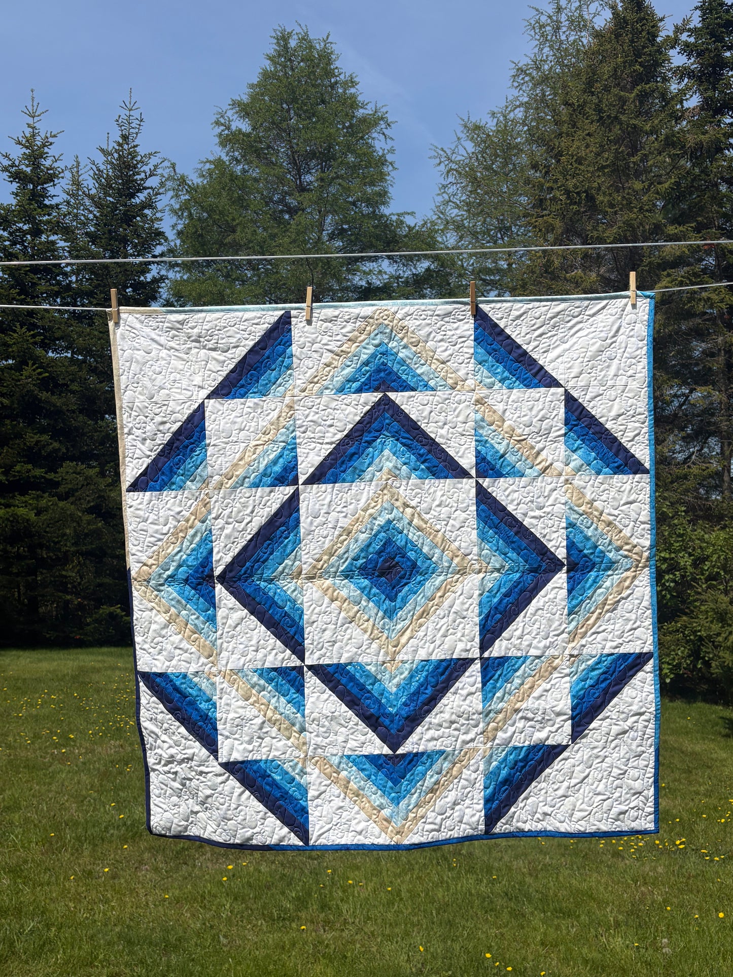 Blue and  White Geometric Throw Quilt