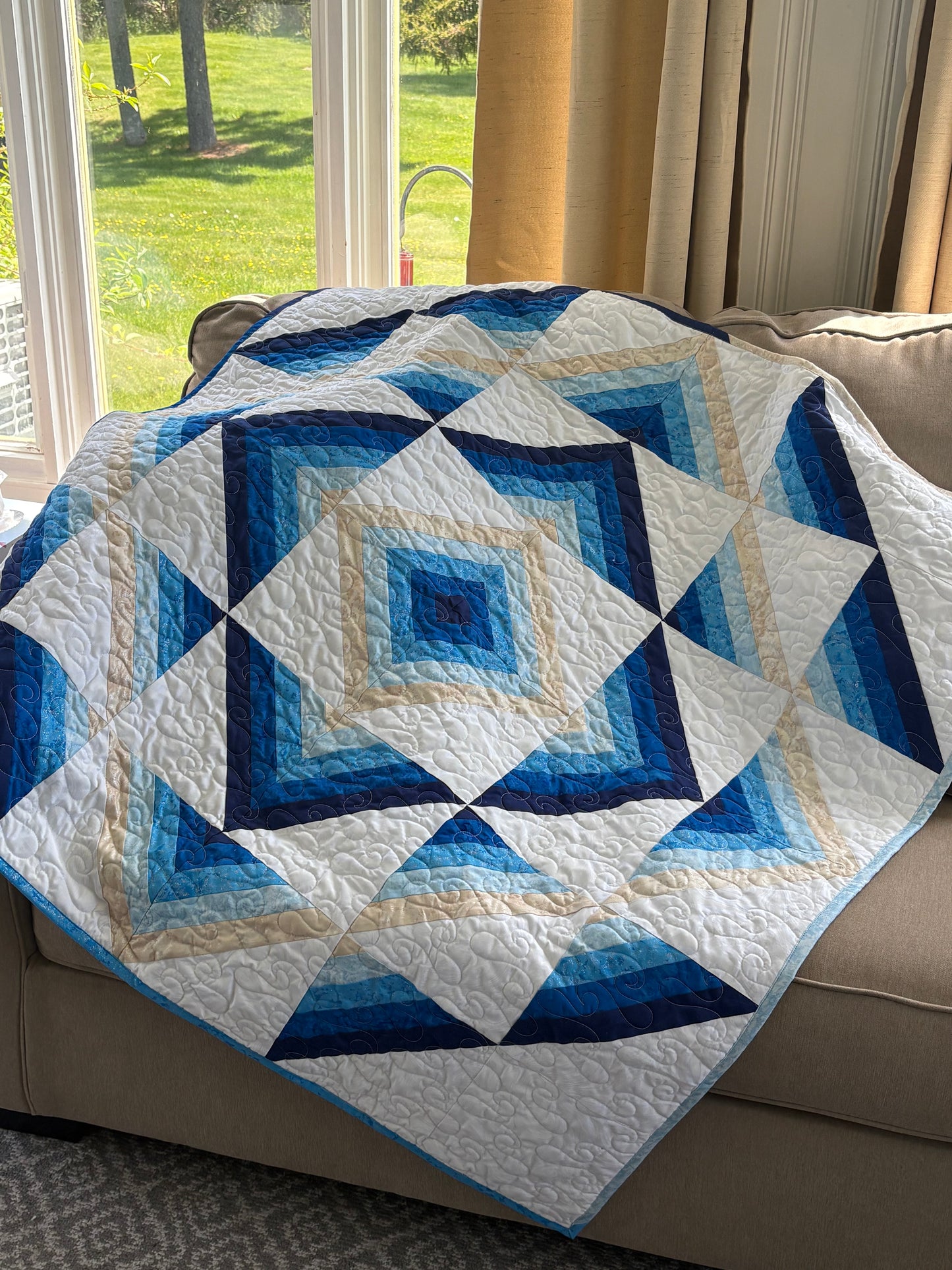 Blue and  White Geometric Throw Quilt