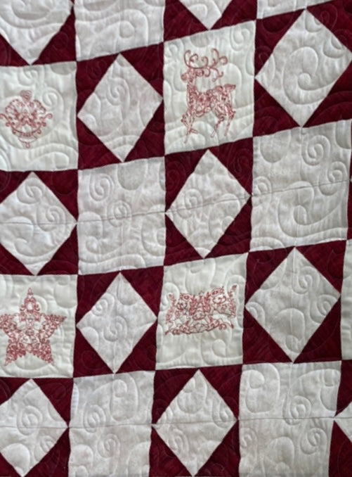 Throw quilt, Red and White Christmas